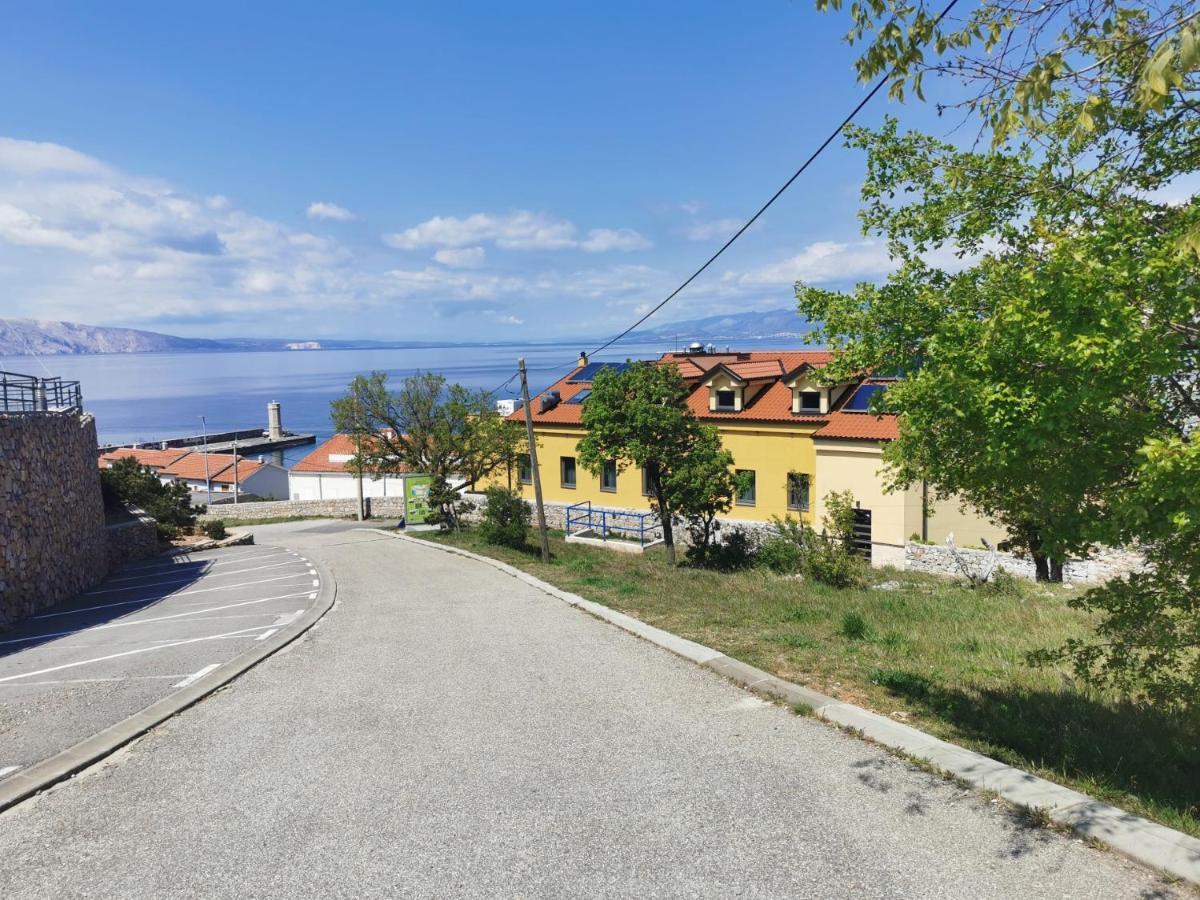 Apartments Katica Senj  Bagian luar foto