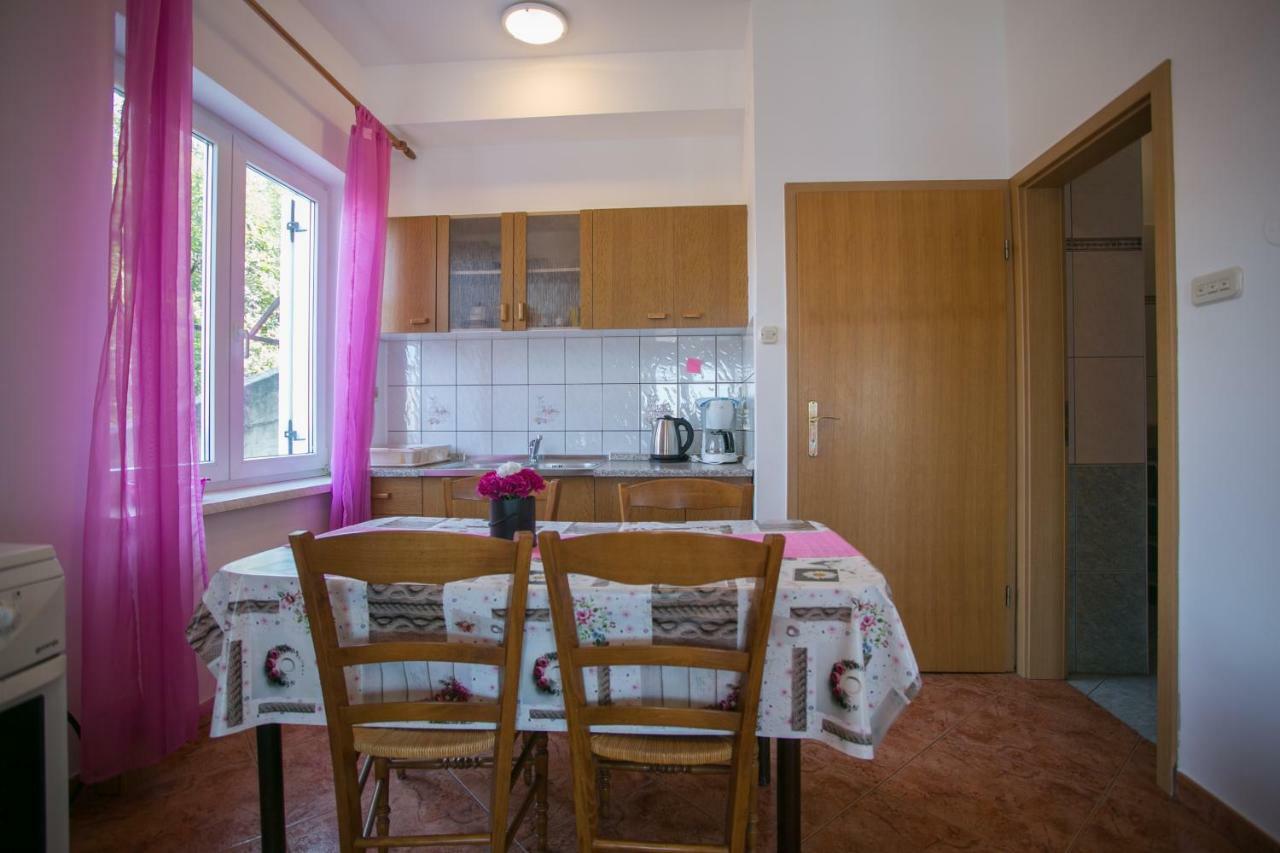 Apartments Katica Senj  Bagian luar foto