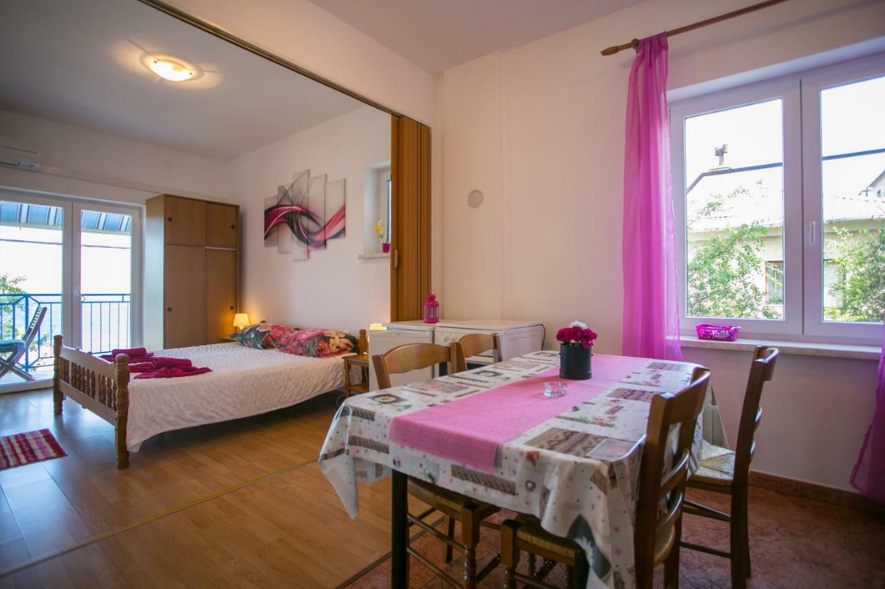 Apartments Katica Senj  Bagian luar foto